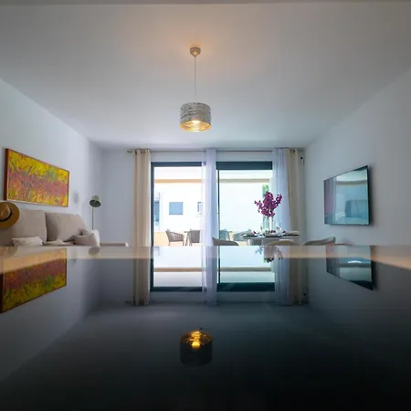 Luxury 2 Bedroom Sea View Altos De Monteros Daire