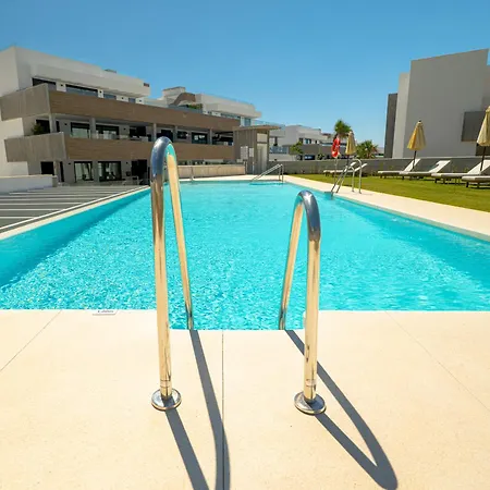 Daire Luxury 2 Bedroom Sea View Altos De Monteros Marbella