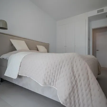 Luxury 2 Bedroom Sea View Altos De Monteros *